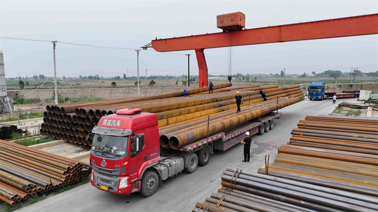 27-Meter Ultra-Long Steel Pipes